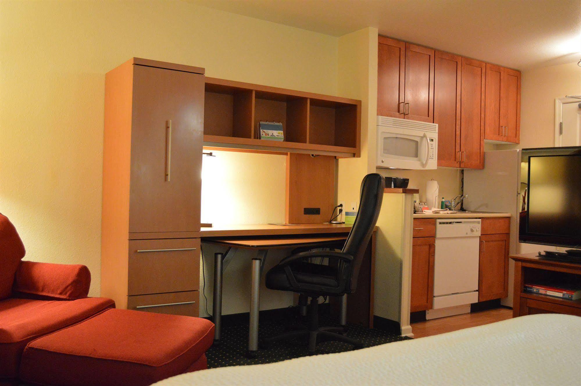 Towneplace Suites Stafford Buitenkant foto